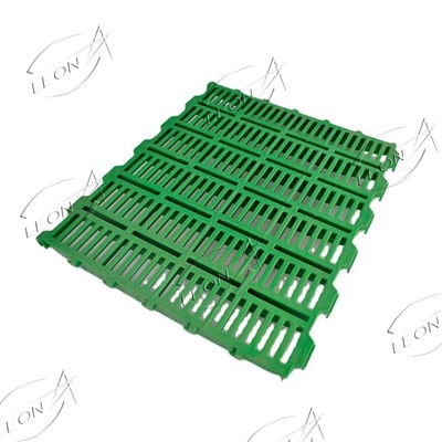 Păsări șipcă din plastic pentru porc